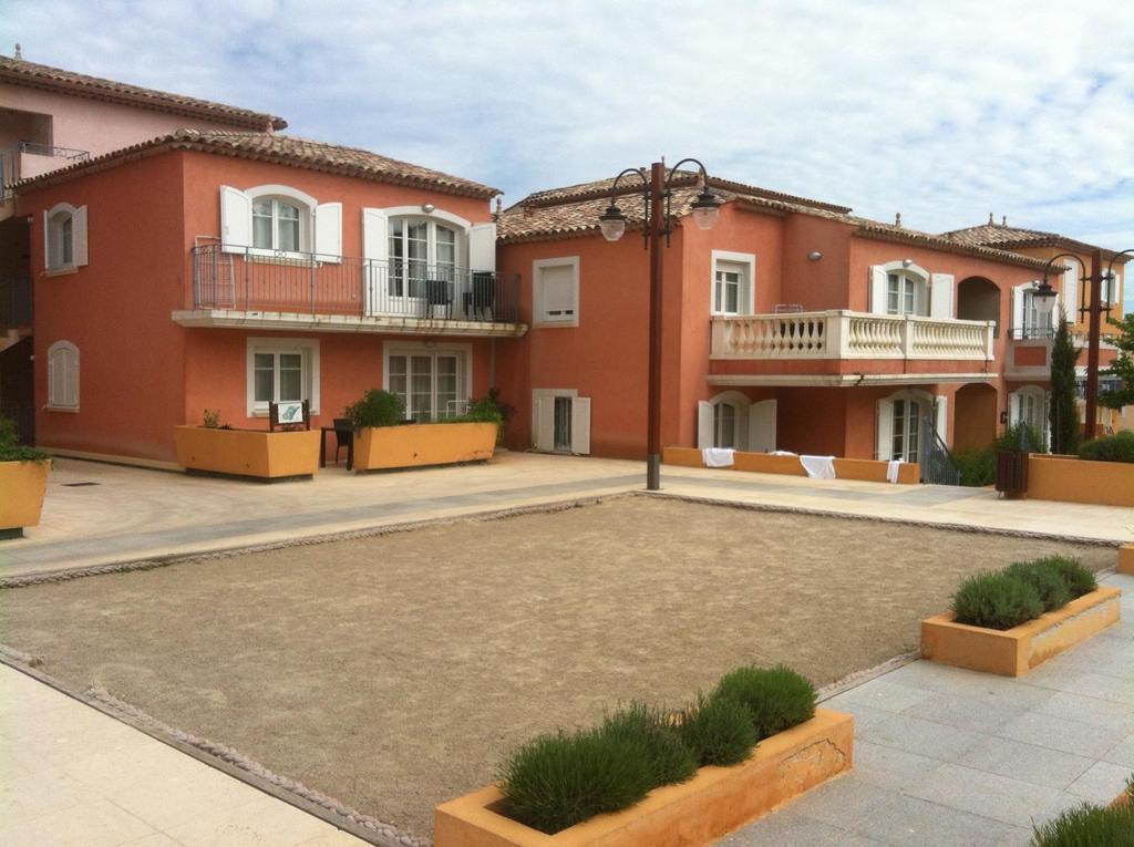 Maison Dans Resort & Spa Callian  Esterno foto
